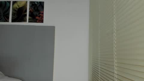 _molly_rosse_ online show from 4, 11, 2025