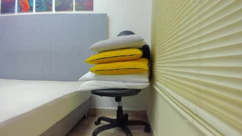 _molly_rosse_ online show from 21, 4, 2026