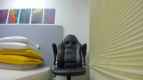 _molly_rosse_ online show from 24, 4, 2026