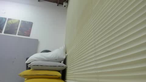 _molly_rosse_ online show from 27, 4, 2026