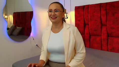 _monaliza_ online show from 24, 4, 2026