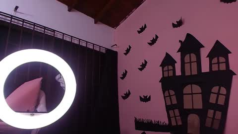 MORGAN CELESTE online show from 1, 11, 2025