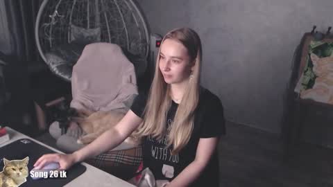 Snapshot of _mother_of_cats chatting on 1, 10, 2025 Debby online show from 1, 10, 2025