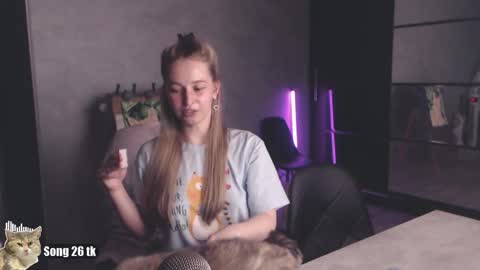 Snapshot of _mother_of_cats chatting on 3, 12, 2025 Debby online show from 3, 12, 2025