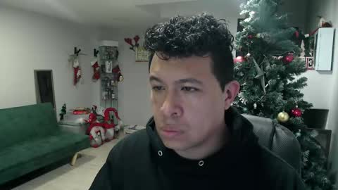 Snapshot of _mr_panda_ chatting on 21, 12, 2025 Panda online show from 21, 12, 2025