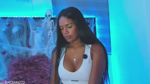 Snapshot of _naomibrown_ chatting on 13, 10, 2025 naomi brown online show from 13, 10, 2025