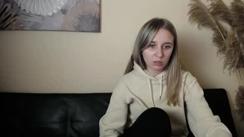 Nica online show from 9, 11, 2025