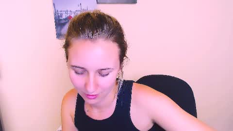 Snapshot of _nicole_new chatting on 28, 7, 2026 Nica online show from 28, 7, 2026