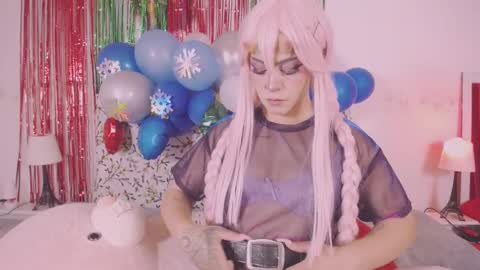 niiky online show from 20, 12, 2024