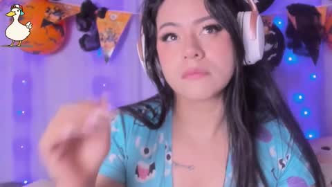 niiky online show from 24, 10, 2025