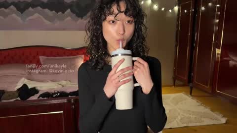 Snapshot of _octopussy_ chatting on 17, 2, 2025 Mikayla online show from 17, 2, 2025