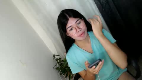 Snapshot of _odette22 chatting on 5, 6, 2026 _odette22 online show from 5, 6, 2026