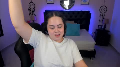 Olivia jones online show from 24, 4, 2026