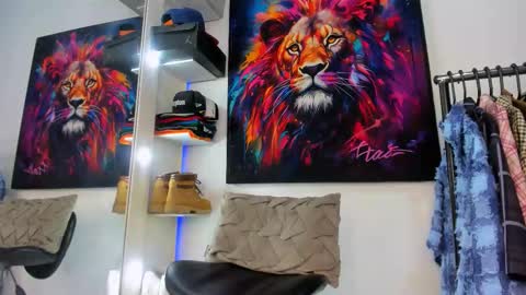 Snapshot of _pantera_09 chatting on 14, 10, 2025 Kevin online show from 14, 10, 2025