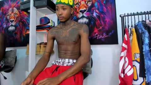 Snapshot of _pantera_09 chatting on 19, 10, 2025 Kevin online show from 19, 10, 2025