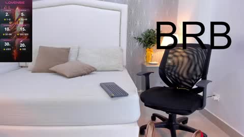  peach1  online show from 4, 2, 2025