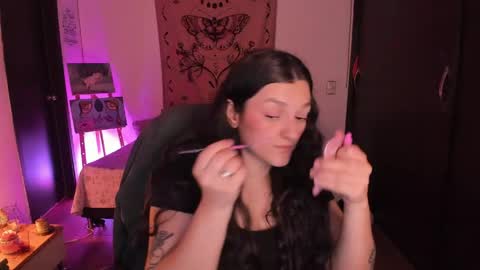 violeta ig  online show from 23, 5, 2026