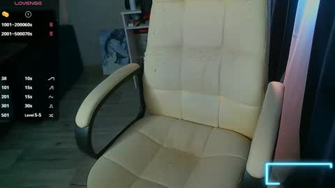 Ilona online show from 12, 3, 2025