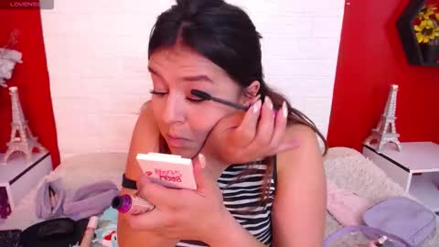 Laura online show from 30, 10, 2025