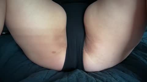 Pound Cake online show from 29, 4, 2026