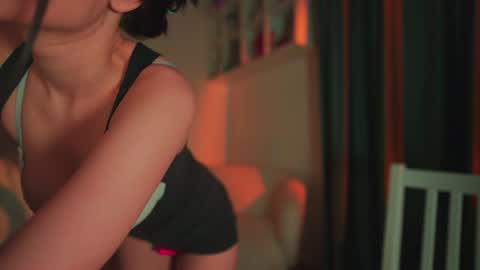 Snapshot of _protea chatting on 10, 1, 2025 Eva online show from 10, 1, 2025