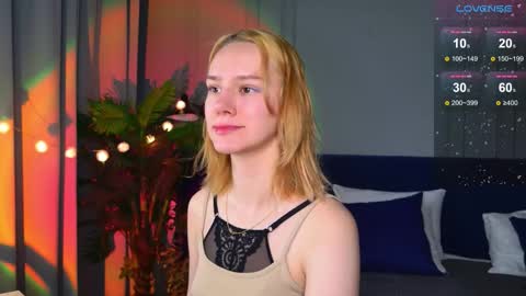 im Amy online show from 28, 11, 2025