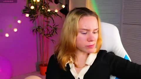 im Amy online show from 9, 4, 2026