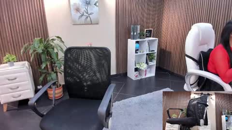 Snapshot of _redfoxxx_ chatting on 16, 9, 2025 You can tell me Mariana online show from 16, 9, 2025