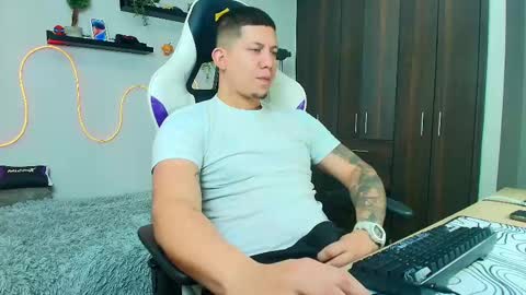 Roberto online show from 12, 2, 2025