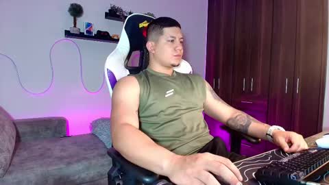 Roberto online show from 4, 3, 2025