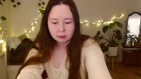 Snapshot of _rosie_cheeks_ chatting on 30, 11, 2025 See you online show from 30, 11, 2025