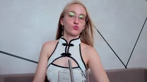 Snapshot of _ruby_kim chatting on 22, 6, 2026 Ruby online show from 22, 6, 2026