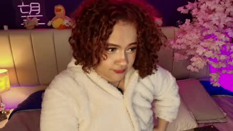 Snapshot of _sarahrose chatting on 5, 6, 2026 Sara online show from 5, 6, 2026