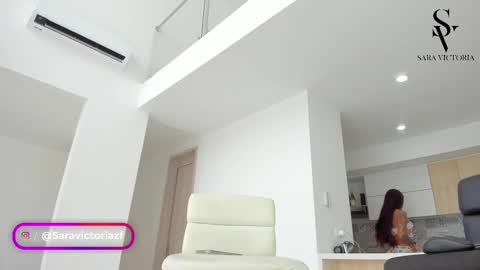 Snapshot of _saravictoria_ chatting on 11, 10, 2025 online show from 11, 10, 2025