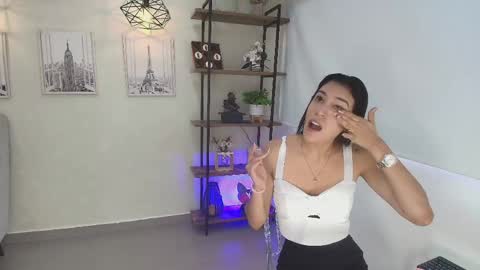 Sassy Girl online show from 27, 4, 2026