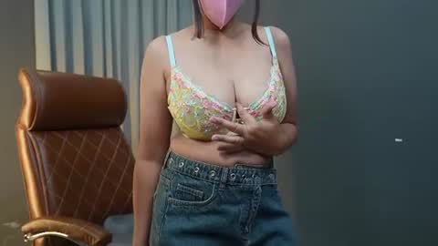 Savreen online show from 18, 7, 2026