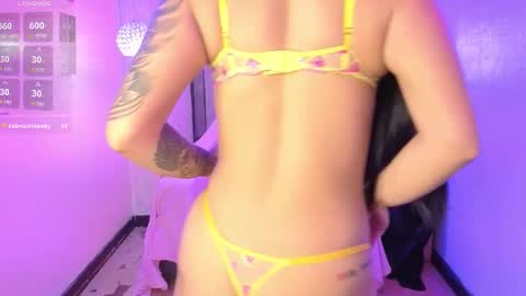 Selena  online show from 10, 3, 2026