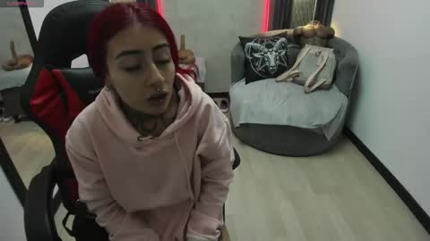 Selene online show from 18, 2, 2025