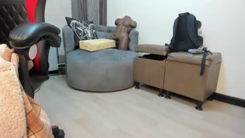 Selene online show from 11, 6, 2026