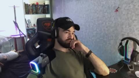 Ask me online show from 17, 9, 2025