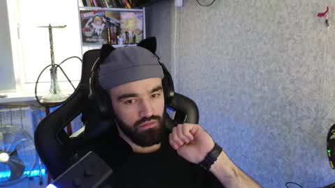 Ask me online show from 13, 10, 2025