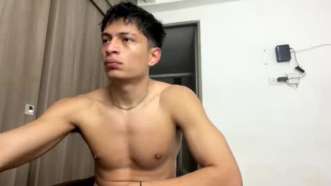 Juan Pablo-independent model online show from 26, 4, 2026