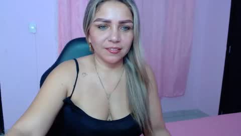 Snapshot of _sexyredhead_ chatting on 20, 2, 2025 KATA online show from 20, 2, 2025