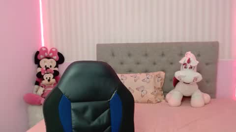 Snapshot of _sexyredhead_ chatting on 9, 3, 2025 KATA online show from 9, 3, 2025