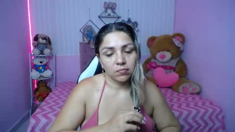 Snapshot of _sexyredhead_ chatting on 15, 9, 2025 KATA online show from 15, 9, 2025