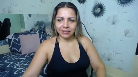 Snapshot of _sexyredhead_ chatting on 5, 10, 2025 KATA online show from 5, 10, 2025