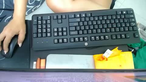 Snapshot of _sexyredhead_ chatting on 7, 10, 2025 KATA online show from 7, 10, 2025