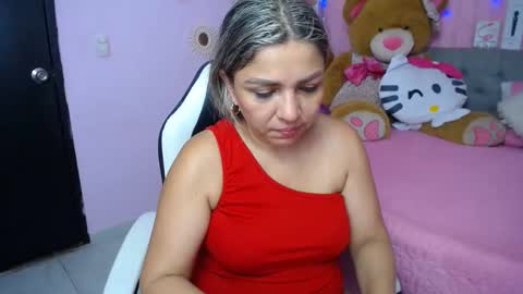 Snapshot of _sexyredhead_ chatting on 8, 11, 2025 KATA online show from 8, 11, 2025