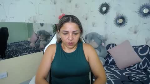 Snapshot of _sexyredhead_ chatting on 4, 12, 2025 KATA online show from 4, 12, 2025