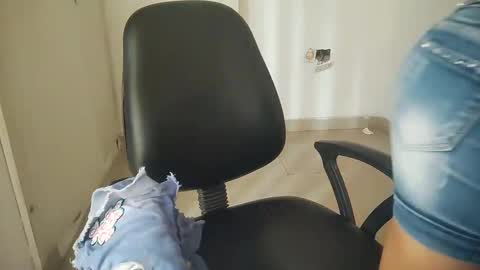 _shalini_0 online show from 4, 10, 2025